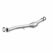 Load image into Gallery viewer, MagnaFlow Direct Fit Catalytic Converter 06-08 Subaru Legacy 2.5L