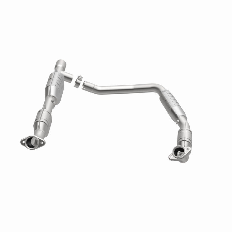 MagnaFlow Direct Fit Catalytic Converter 06 Ford E350 Van 5.4L