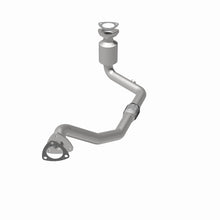 Load image into Gallery viewer, MagnaFlow Direct Fit Catalytic Converter 00-03 Saturn 3L Front CA