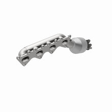 Load image into Gallery viewer, MagnaFlow Direct Fit Catalytic Converter 2009 Kia Borrego 4.6L Passenger Side