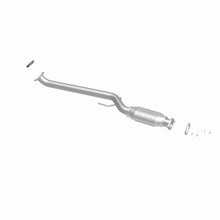 Load image into Gallery viewer, MagnaFlow Direct Fit Catalytic Converter 02-06 Nissan Sentra 2.5L