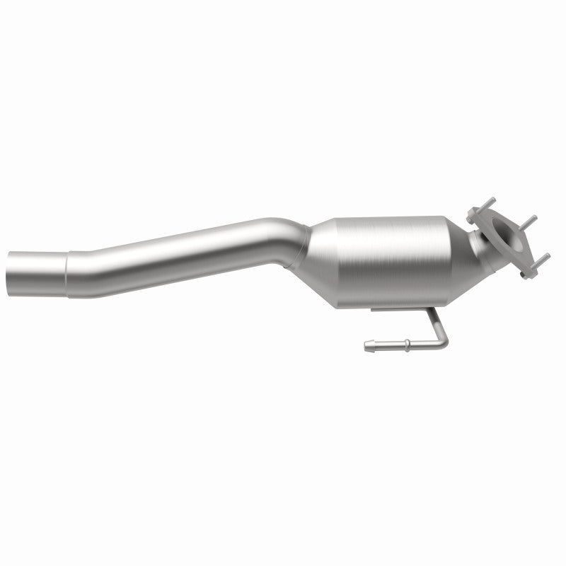 MagnaFlow Direct Fit Catalytic Converter 04-07 VW Touareg 4.2L Passenger Side