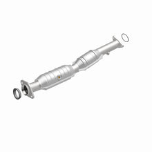 Load image into Gallery viewer, MagnaFlow Direct Fit Catalytic Converter 2004 Acura 3.5RL 3.5L