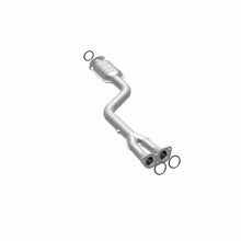 Load image into Gallery viewer, MagnaFlow Direct Fit Catalytic Converter Lexus GS300 00-04 3.0L I6