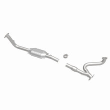 Load image into Gallery viewer, MagnaFlow Direct Fit Catalytic Converter 98-02 3.5L Isuzu Trooper DS