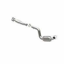 Load image into Gallery viewer, MagnaFlow Direct Fit Catalytic Converter 03-05 Express 2500 4.8L Passenger Side