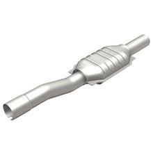 Load image into Gallery viewer, MagnaFlow Direct Fit Catalytic Converter 02-04 Jeep Grand Cherokee 4.0L Rear