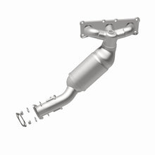 Load image into Gallery viewer, MagnaFlow Direct Fit Catalytic Converter 09-10 528i 3.0L Rear