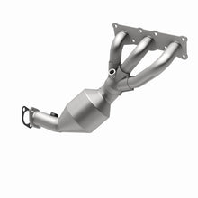 Load image into Gallery viewer, MagnaFlow Direct Fit Catalytic Converter BMW 5 06-07 Rear OEM