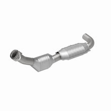 Load image into Gallery viewer, MagnaFlow Direct Fit Catalytic Converter 00-01 Ford F-150 4.6L 2wd