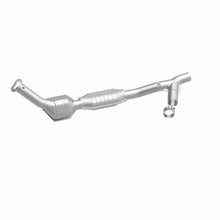 Load image into Gallery viewer, MagnaFlow Direct Fit Catalytic Converter 97-98 Ford Trucks 5.4L