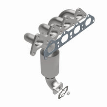 Load image into Gallery viewer, MagnaFlow DF Cat. Conv 11/02-05 Hyundai Elantra 2.0L Manifold / 04-09 Kia Spectra A/T 2.0L Manifold