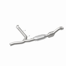 Load image into Gallery viewer, MagnaFlow Direct Fit Catalytic Converter F150 Truck 97-98 V8 4.6L 2W