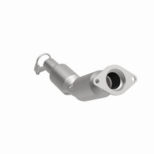 Load image into Gallery viewer, MagnaFlow Direct Fit Catalytic Converter 2010-2015 Prius L4 1.8 OEM Underbody