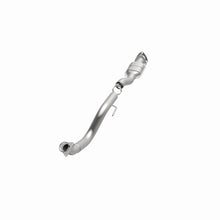 Load image into Gallery viewer, MagnaFlow Direct Fit Catalytic Converter 03-07 GM 2500/3500 Passenger Side