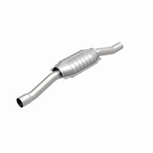 Load image into Gallery viewer, MagnaFlow Direct Fit Catalytic Converter Regal-Lumina-Cutlass-Grand