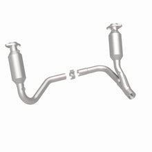 Load image into Gallery viewer, MagnaFlow Direct Fit Catalytic Converter California Grade 07-08 Dodge Durango 3.7L