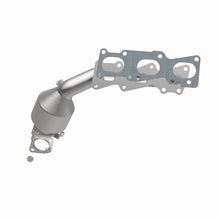 Load image into Gallery viewer, MagnaFlow Direct Fit Catalytic Converter 2007-2009 Sorento 3.3 3.8 L Manifold