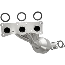 Load image into Gallery viewer, MagnaFlow Direct Fit Catalytic Converter BMW 3 06-09 Rear OEM