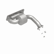 Load image into Gallery viewer, MagnaFlow Direct Fit Catalytic Converter 04-05 Ford Taurus 3.0L