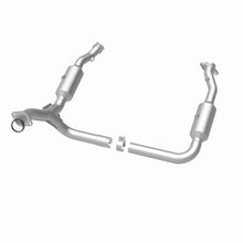 Load image into Gallery viewer, MagnaFlow DF Conv Ford/Mercury 06-10 Explorer/Mountaineer/ 07-10 Explorer SportTrac 4.0L Y-Pipe Assy