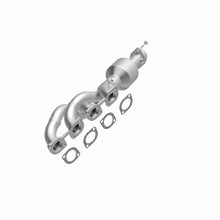 Load image into Gallery viewer, MagnaFlow Direct Fit Catalytic Converter BMW 5-6 04-05 P/S OEM