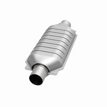 Load image into Gallery viewer, MagnaFlow Universal Catalytic Converter 2.5/2.5