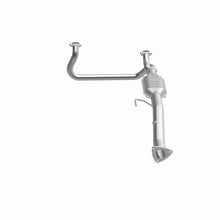 Load image into Gallery viewer, MagnaFlow Direct Fit Catalytic Converter Astro-Safari Van 96-99