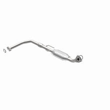 Load image into Gallery viewer, MagnaFlow Direct Fit Catalytic Converter 00-02 Tundra 4.7L 4WD FL