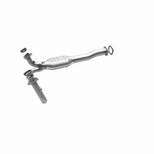 Load image into Gallery viewer, MagnaFlow Direct Fit Catalytic Converter GM 1500/2500/3500 Truck 96-