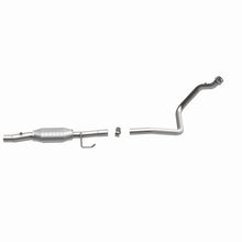 Load image into Gallery viewer, MagnaFlow Direct Fit Catalytic Converter 99-02 Dodge Dakota 2.5L 2WD