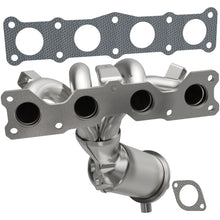 Load image into Gallery viewer, MagnaFlow Direct Fit Catalytic Converter 06-08 Hyundai Sonata 2.4L