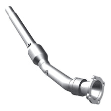 Load image into Gallery viewer, MagnaFlow Direct Fit Catalytic Converter 99-04 VW Golf/Jetta/Beetle