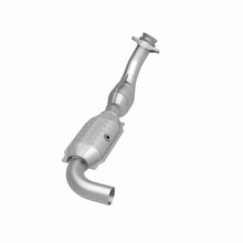 Load image into Gallery viewer, MagnaFlow Direct Fit Catalytic Converter 01-04 Ford F-150 4.2L 2wd