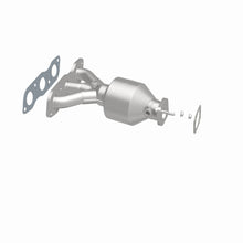 Load image into Gallery viewer, MagnaFlow Direct Fit Catalytic Converter 07-09 Mitsu Outlander 3.0L