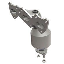 Load image into Gallery viewer, MagnaFlow Direct Fit Catalytic Converter 06-08 Hyun/Kia 3.8L R