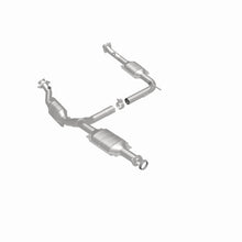 Load image into Gallery viewer, MagnaFlow Direct Fit Catalytic Converter 02-04 Explorer 4L Y