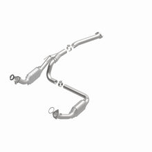 Load image into Gallery viewer, MagnaFlow Direct Fit Catalytic Converter 03- Chevy Express 4.3L/5.4L