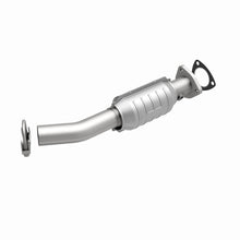 Load image into Gallery viewer, MagnaFlow Direct Fit Catalytic Converter 04-05 Suzuki Forenza 2.0L