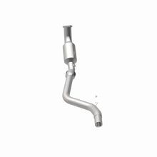 Load image into Gallery viewer, MagnaFlow Direct Fit Catalytic Converter 05-07 Chrysler 300 2.7/3.5L D/S
