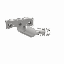 Load image into Gallery viewer, MagnaFlow Direct Fit Catalytic Converter 09-10 528i 3.0L Rear