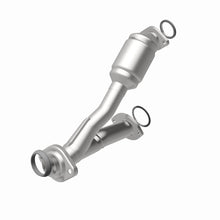 Load image into Gallery viewer, MagnaFlow DF Cat Conv 99-03 Lexus/Toyota RX300/Highlander Truck 3.0L Passgr Sde *NOT FOR SALE IN CA*