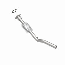 Load image into Gallery viewer, MagnaFlow Direct Fit Catalytic Converter 98-99 Chrysler Cirrus 2.4