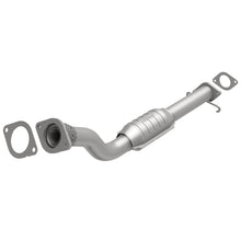 Load image into Gallery viewer, MagnaFlow Direct Fit Catalytic Converter 99-02 Oldsmobile Intrigue