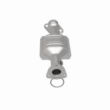 Load image into Gallery viewer, MagnaFlow Direct Fit Catalytic Converter 95 Honda Odyssey 2.2L