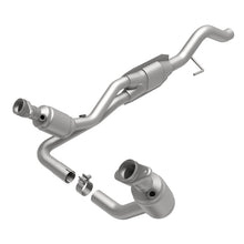 Load image into Gallery viewer, MagnaFlow Direct Fit Catalytic Converter 00-03 Dodge Dakota OEM