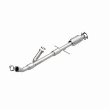 Load image into Gallery viewer, MagnaFlow Direct Fit Catalytic Converter 00-01 Hyundai Sonata 2.5L