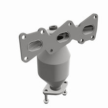 Load image into Gallery viewer, MagnaFlow Direct Fit Catalytic Converter 09-10 Hyundai Sonata 3.3L