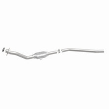 Load image into Gallery viewer, MagnaFlow DF Cat. Conv California Grade 92-93 Chrysler Town &amp; Country 3.3L/94-95 Town &amp; Country 3.8L