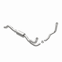 Load image into Gallery viewer, MagnaFlow Direct Fit Catalytic Converter 00-03 Durango 4WD OEM